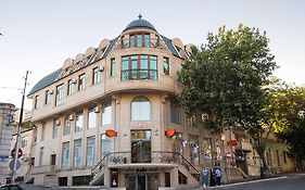 Amber Hotel